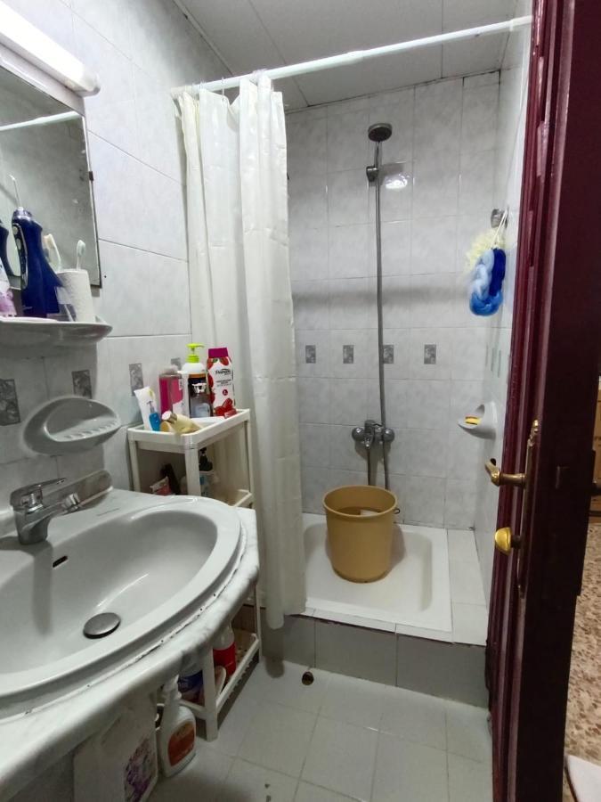 Affordable Transient - Not A Hotel - Sharing Kitchen And Washrooms Abú Dhabí Exteriér fotografie